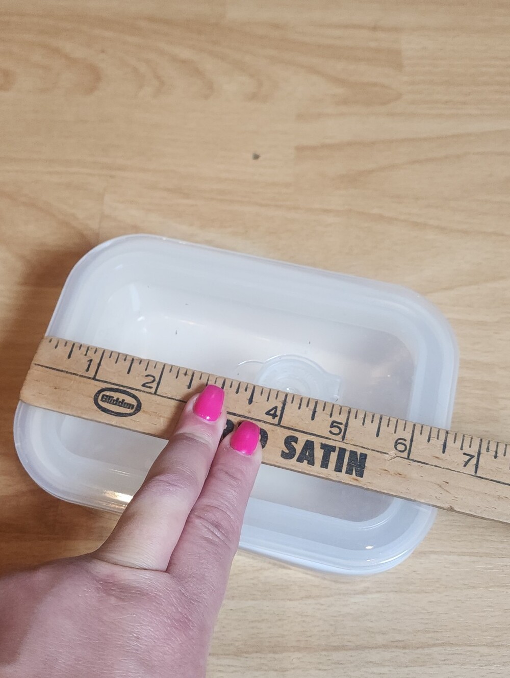 Rae Dunn Ceramic Food Storage Containers Vent Lid "Lunch" & "Delish" - Picture 8 of 16